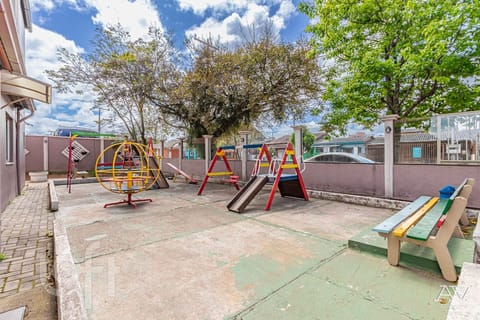 Image 7 - 250754